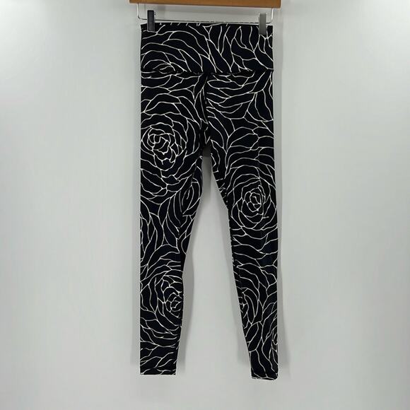 Lululemon Wunder Under Hi-Rise Tight - Radiate Rose Alpine White Black - 6 - Picture 1 of 7